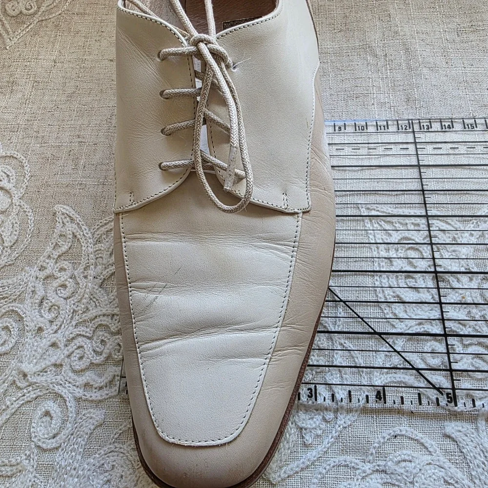 Amalfi Abby Italian Leather Oxford Shoes 7B Cream Beige Square Toe Lace Up Flats